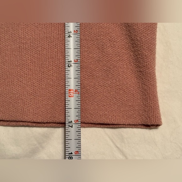 Le Lis Cropped Sweater SZ Large - Picture 8 of 12